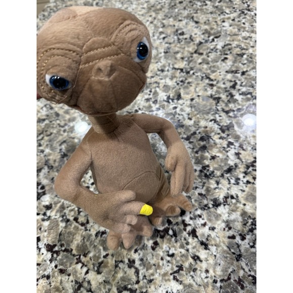 Universal Studios Other - Universal Studios ET the Extra-Terrestrial Plush 11 Inch Brown Alien Toy Figure